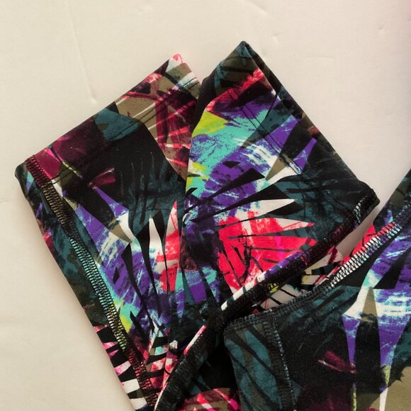 PINK VICTORIA SECRET Ultimate Leggings NWOT Size M - Picture 5 of 6